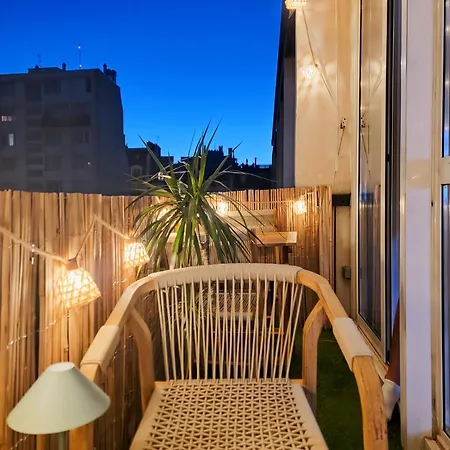 Apartment Luxury Flat With Balcony Near Arc De Triomphe